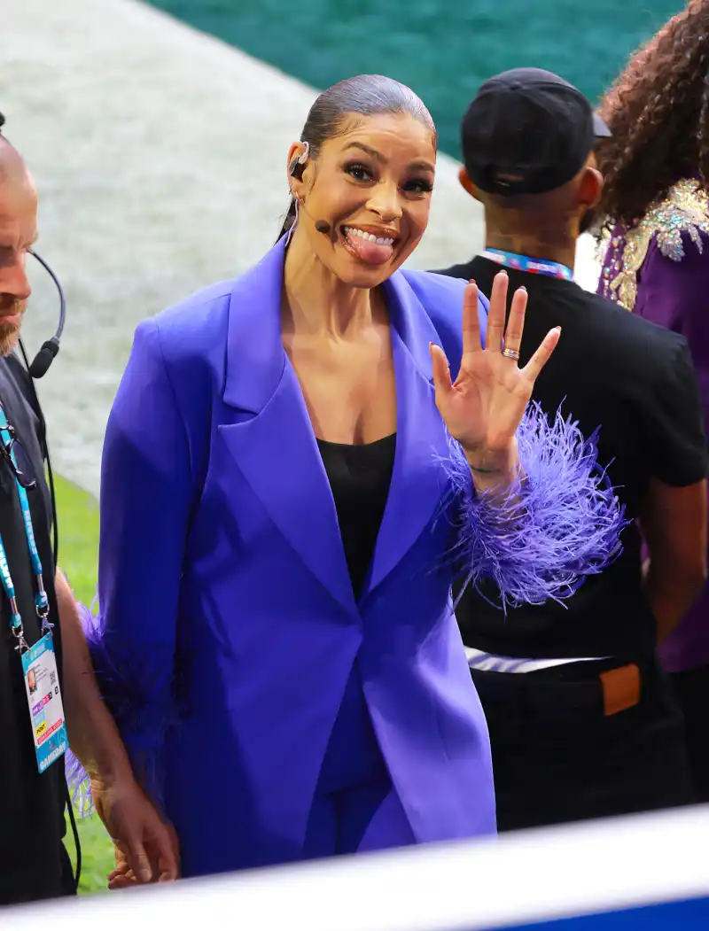 Jay-Z, Damar Hamlin, Sheryl Lee Ralph and More Celebrities Attend Super Bowl 2023- Photos - 692 Jordin Sparks