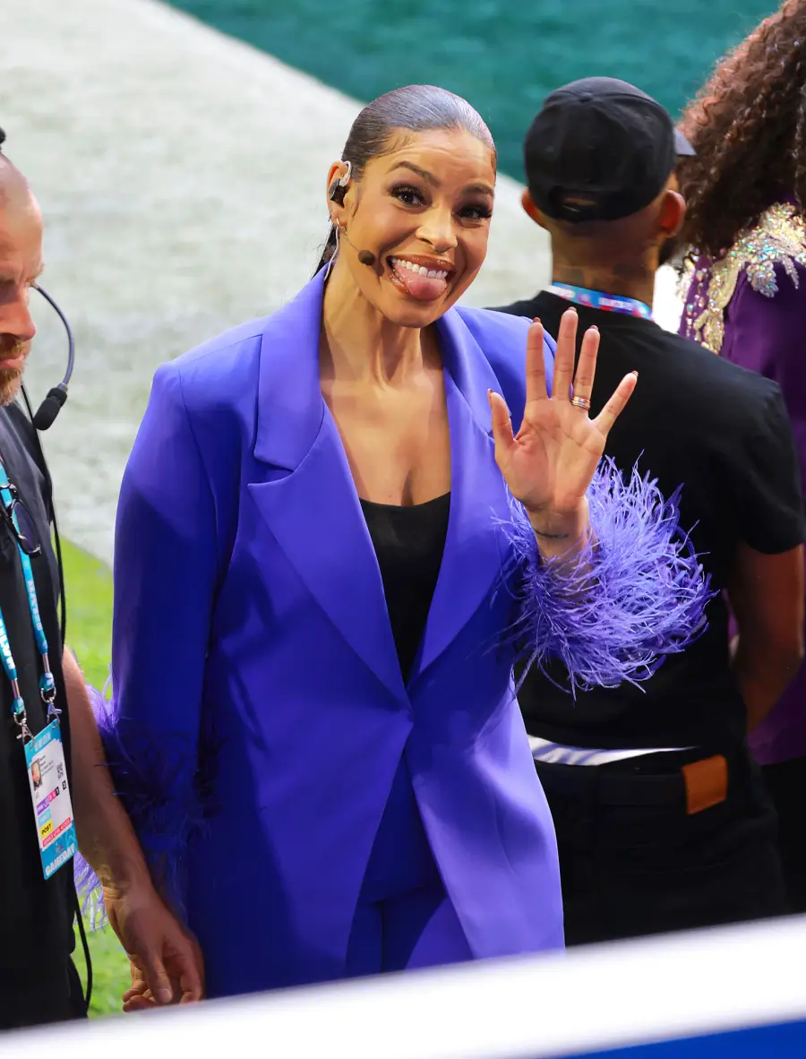 Jay-Z, Damar Hamlin, Sheryl Lee Ralph and More Celebrities Attend Super Bowl 2023- Photos - 692 Jordin Sparks
