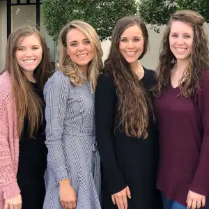 Jessa, Jill and More Duggar Sisters Who Have Opened Up About Their Miscarriages Over the Years pink sweater