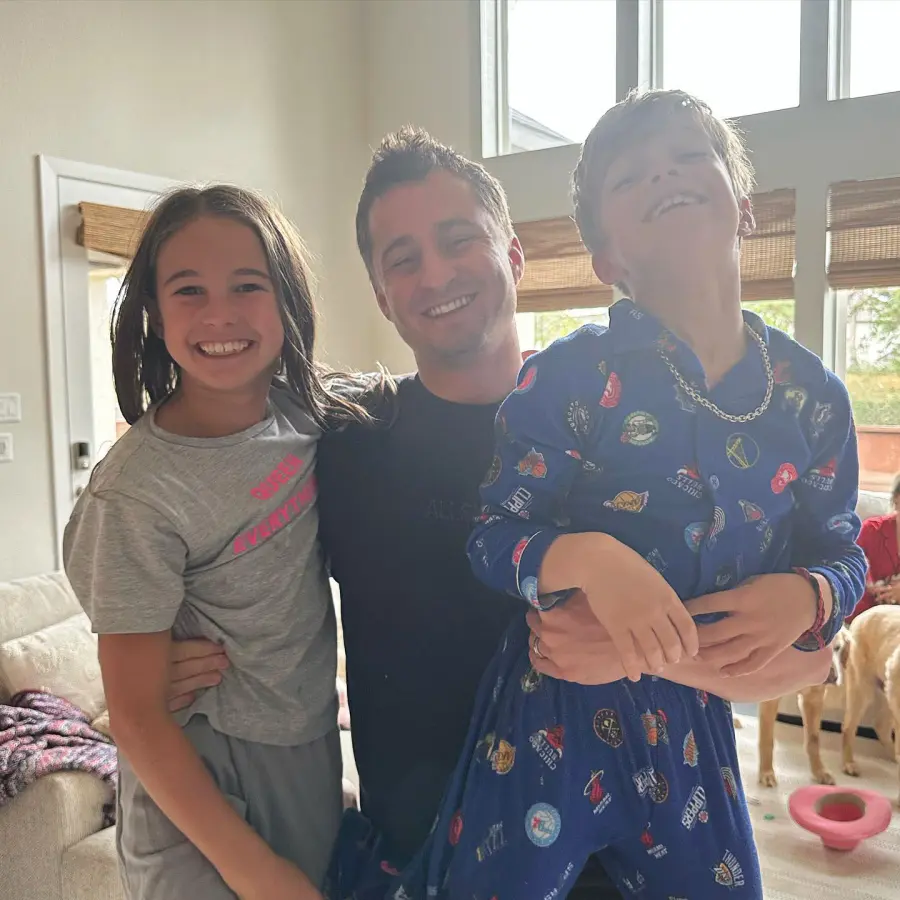 Jessie James Decker's 'Heart Is Full' After Reunion With Estranged Brother John and His Wife Ali- Photos - 238