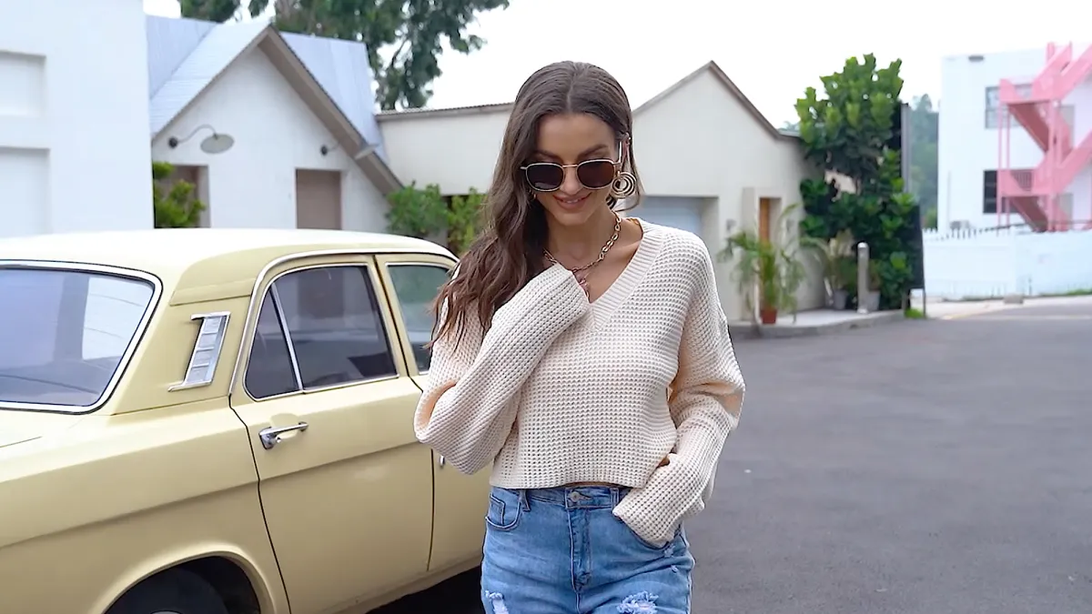 Jumppmile-Women's-V-Neck-Waffle-Knit-Crop-Top