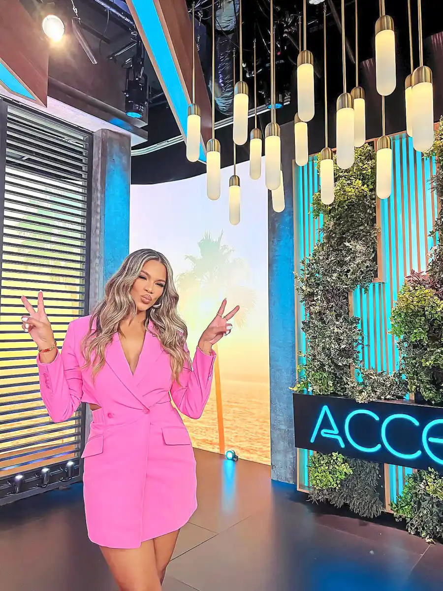 Kamie Crawford- Inside a Day in My Life! - 916