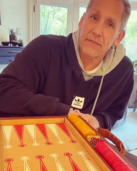 Leah Remini and Husband Angelo Pagan’s Relationship Timeline -582