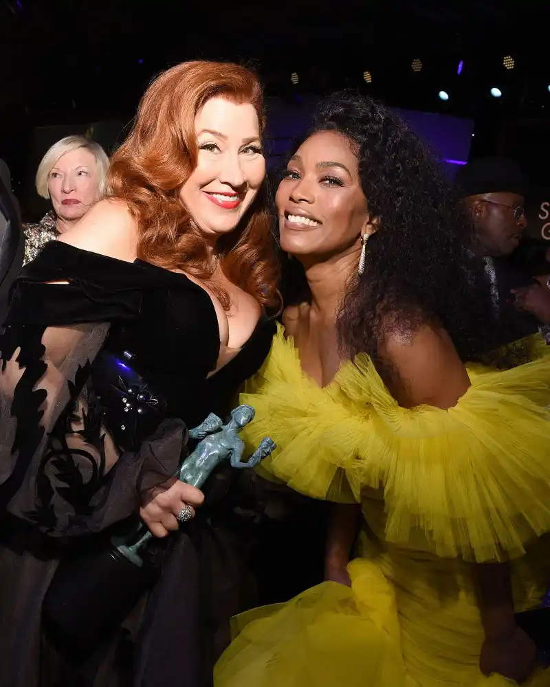 Lisa Ann Walter and Angela Bassett Inside the 2023 SAG Awards