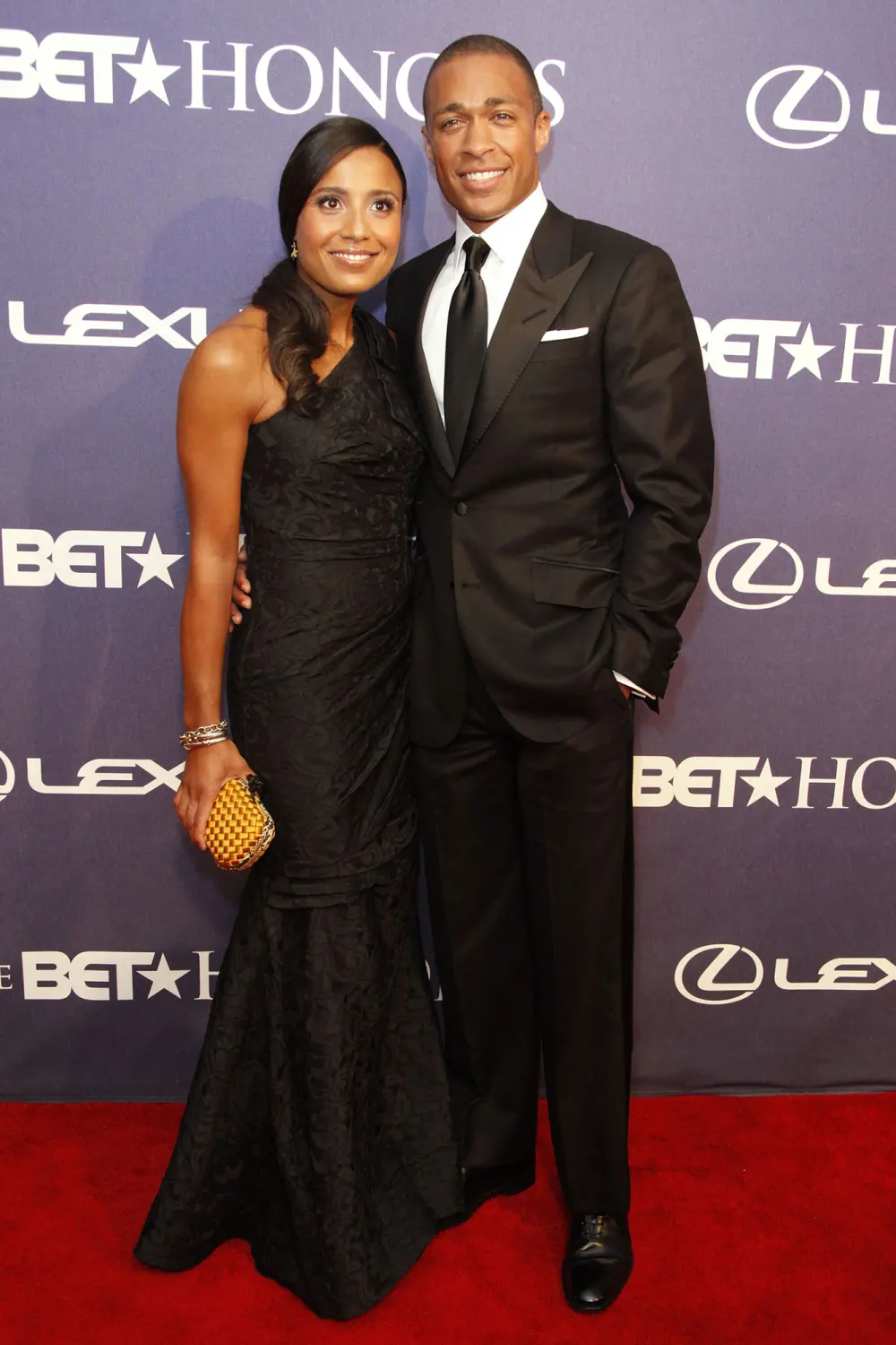 Marilee Fiebig Spotted Without Wedding Ring Amid TJ Holmes Divorce Amy Robach Drama 4