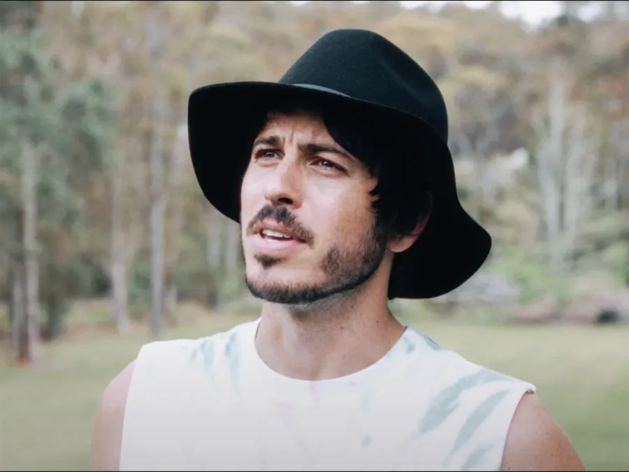 Morgan Evans Coming Out With ‘Vulnerable’ Doc After Kelsea Split