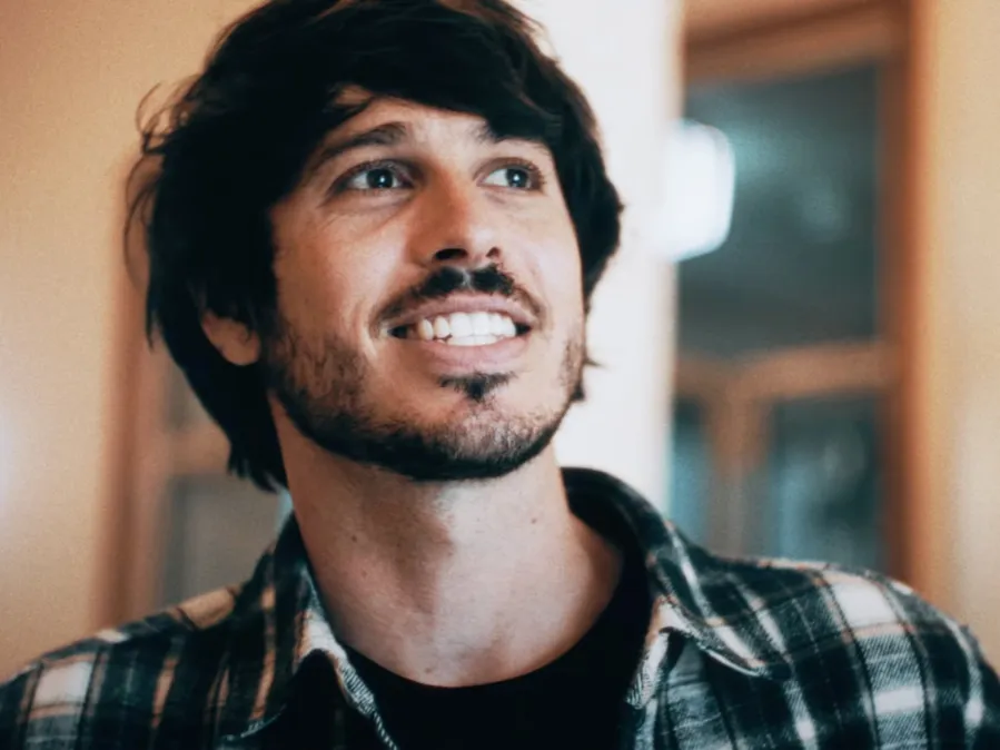 Morgan Evans Coming Out With ‘Vulnerable’ Doc After Kelsea Split