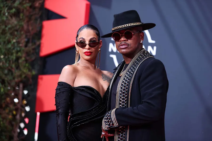 Ne-Yo and Crystal timeline