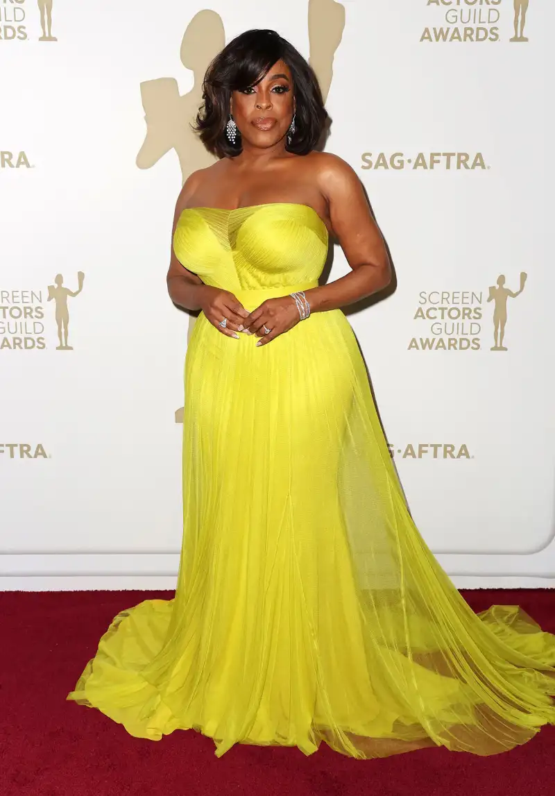 Niecy Nash Red Carpet Sag Awards 2023
