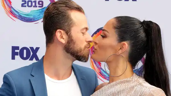 Nikki Bella's Favorite Sex Position, Her Pre-Wedding Maintenance Plan and More Revelations From 'Nikki Bella Says I Do' - 091