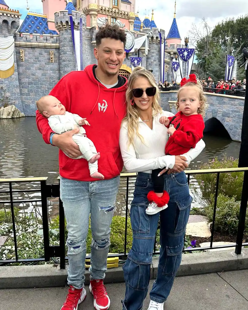 Patrick Mahomes, Brittany Matthews Reveal Son Bronze&rsquo;s Face