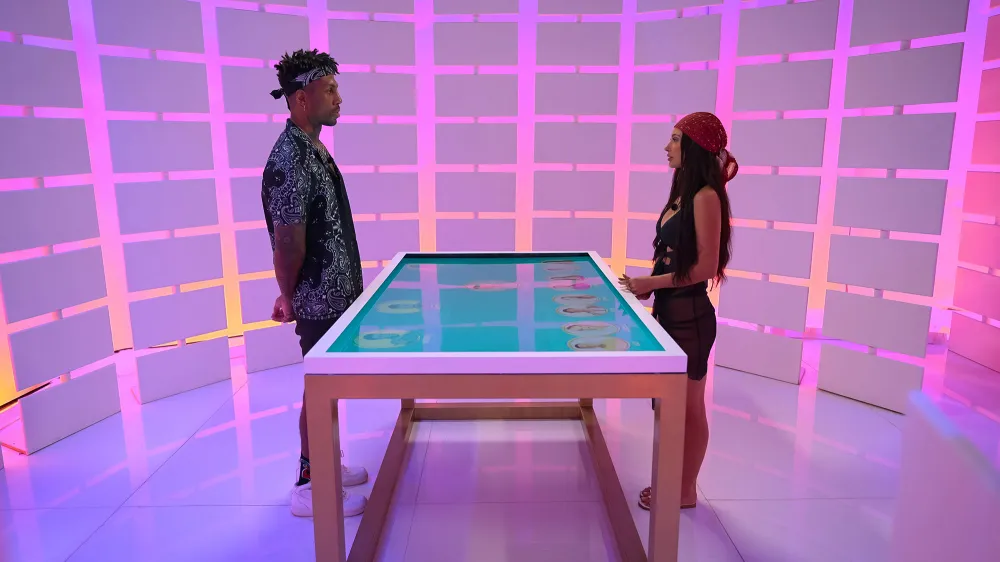 Perfect Match Sneak Peek Francesca Declares Best Kisser in House Amid Connection With The Mole's Dom 2