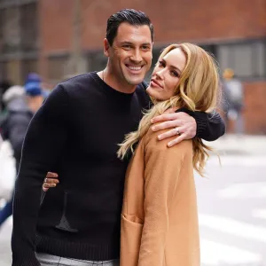 Peta Murgatroyd, Maksim Chmerkovskiy Reveal Gender of Baby No. 2
