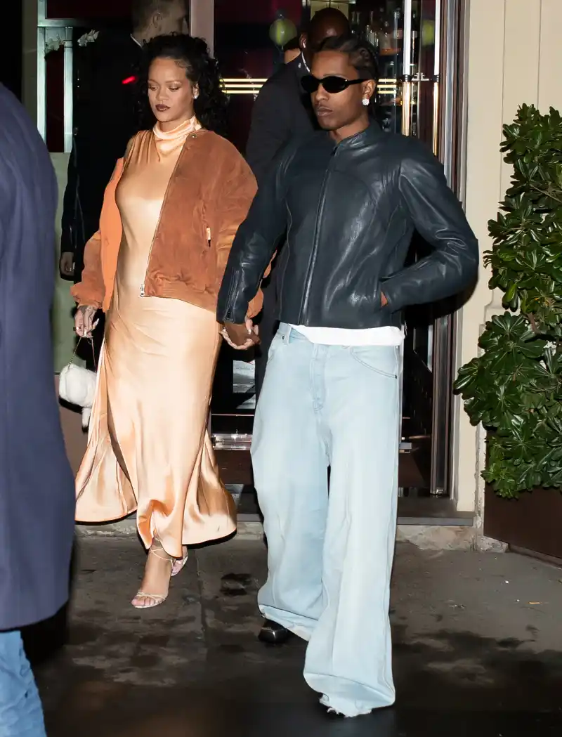 Rihanna Shows Off Baby Bump at Milan Fashion Week With ASAP Rocky: Photos