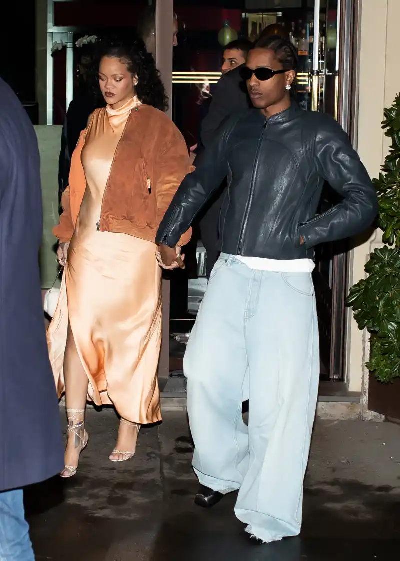 Rihanna Shows Off Baby Bump at Milan Fashion Week With ASAP Rocky: Photos