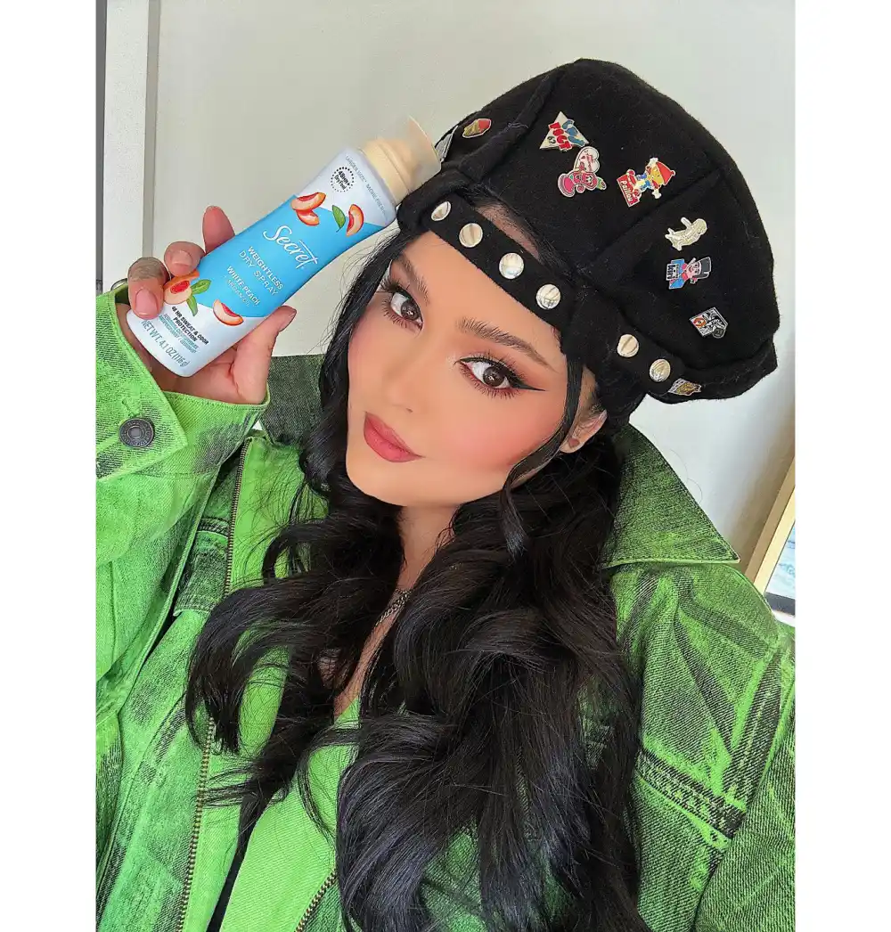 Rihanna&rsquo;s Makeup Artist Teases Super Bowl Glam - 635