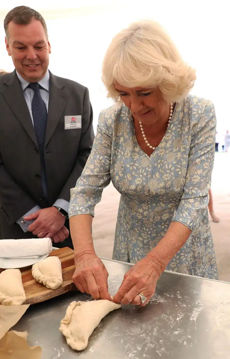 Royal Family Cooking Through the Years: Prince William Makes Pudding With Prince George, Princess Kate Flips Pancakes and More empanadas