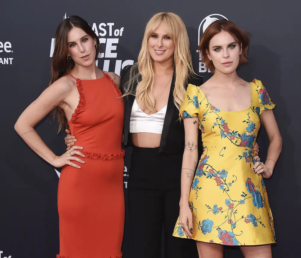 Scout Willis In Awe of Support for Dad Bruce Willis 4 Scout Larue Willis, Rumer Willis, Tallulah Belle Willis