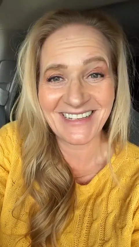 Sister Wives&rsquo; Christine Brown Reveals She Is &lsquo;Dating Someone Exclusively&rsquo; After Split From Ex Kody Brown -4813