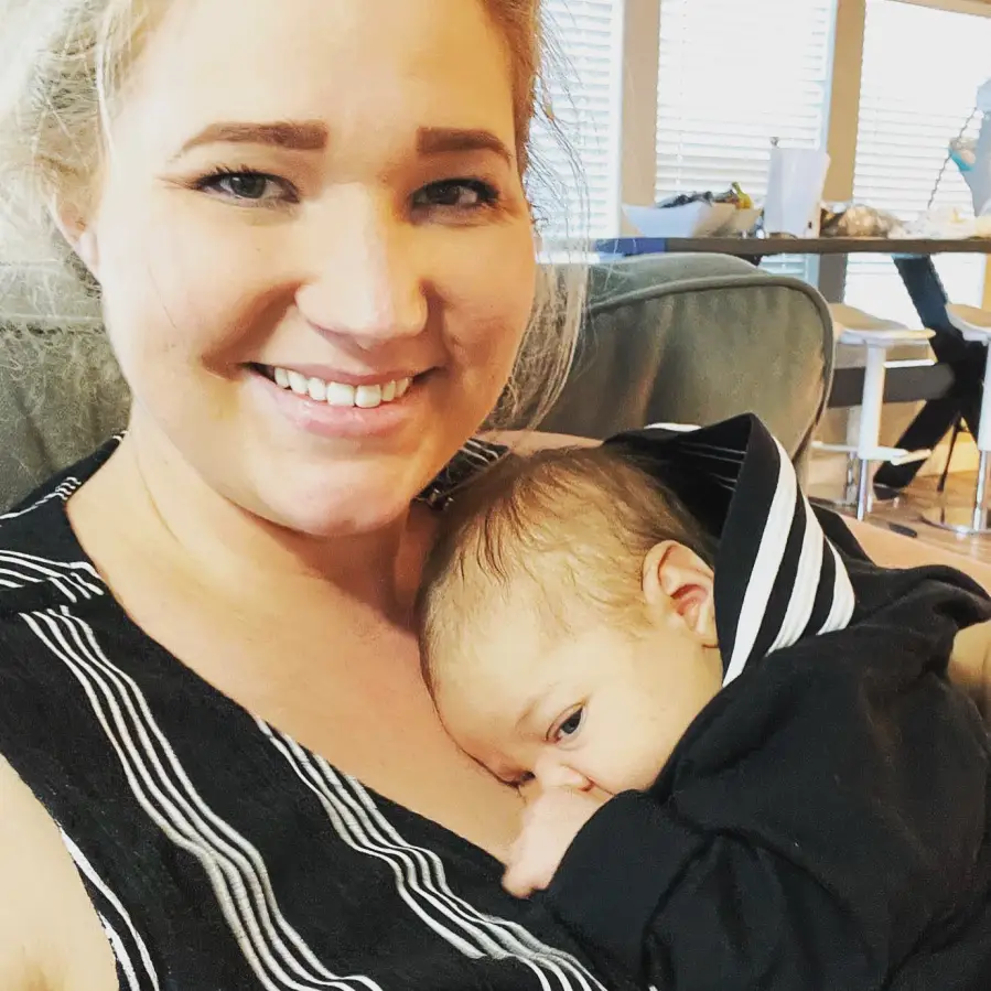 Sister Wives' Mykelti Brown and Husband Tony's Family Album With Daughter Avalon and Twin Sons Archer and Ace - 506