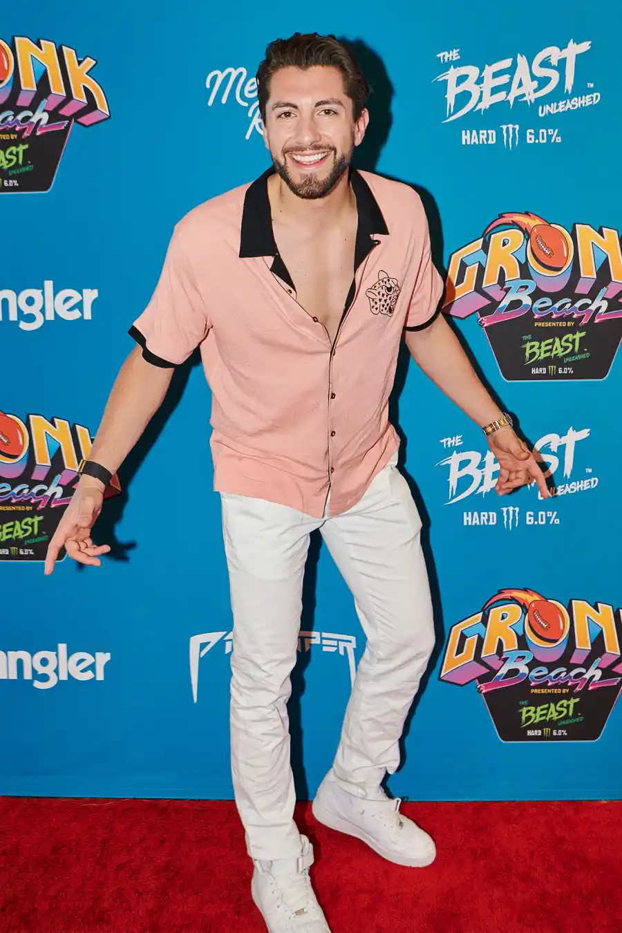 Stars React to Rihanna’s 2023 Super Bowl Halftime Show- Chris Brown, Katy Perry, Shakira and More - 726 - 738