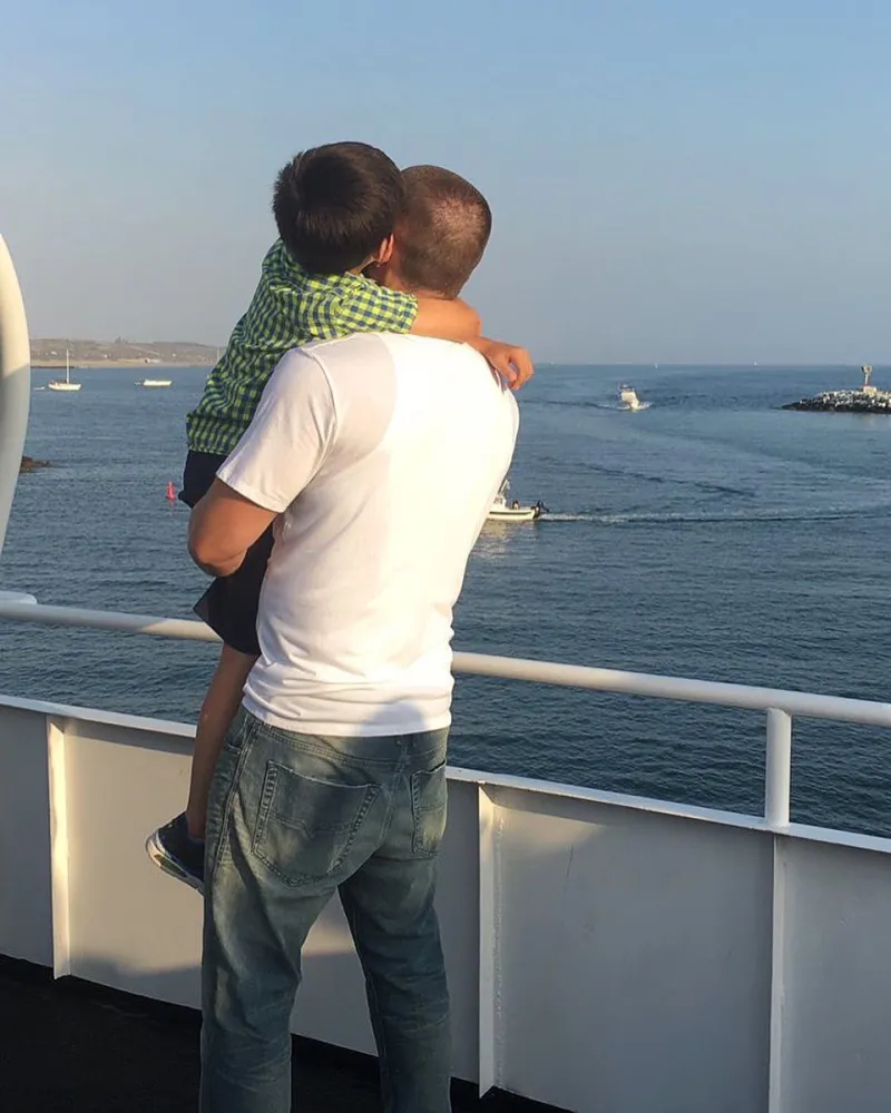 Steve Howey and Sarah Shahi- The Way They Were - 573