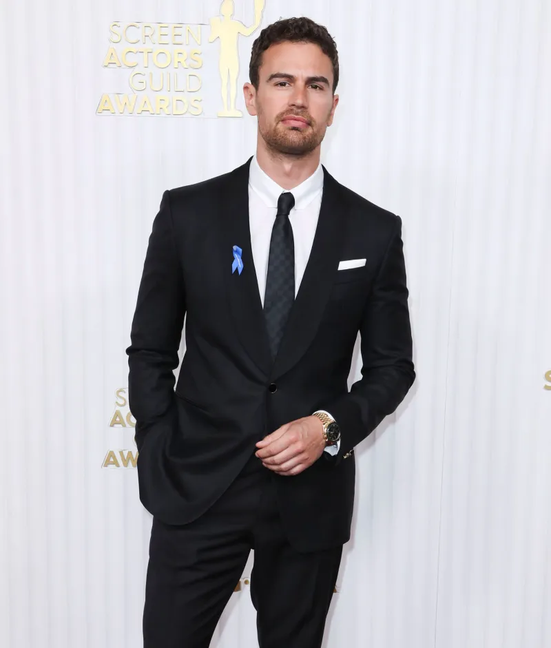 The 'White Lotus' Cast Brings Their A-Game to the 2023 SAG Awards Red Carpet: Haley Lu Richardson, Theo James and More Theo
