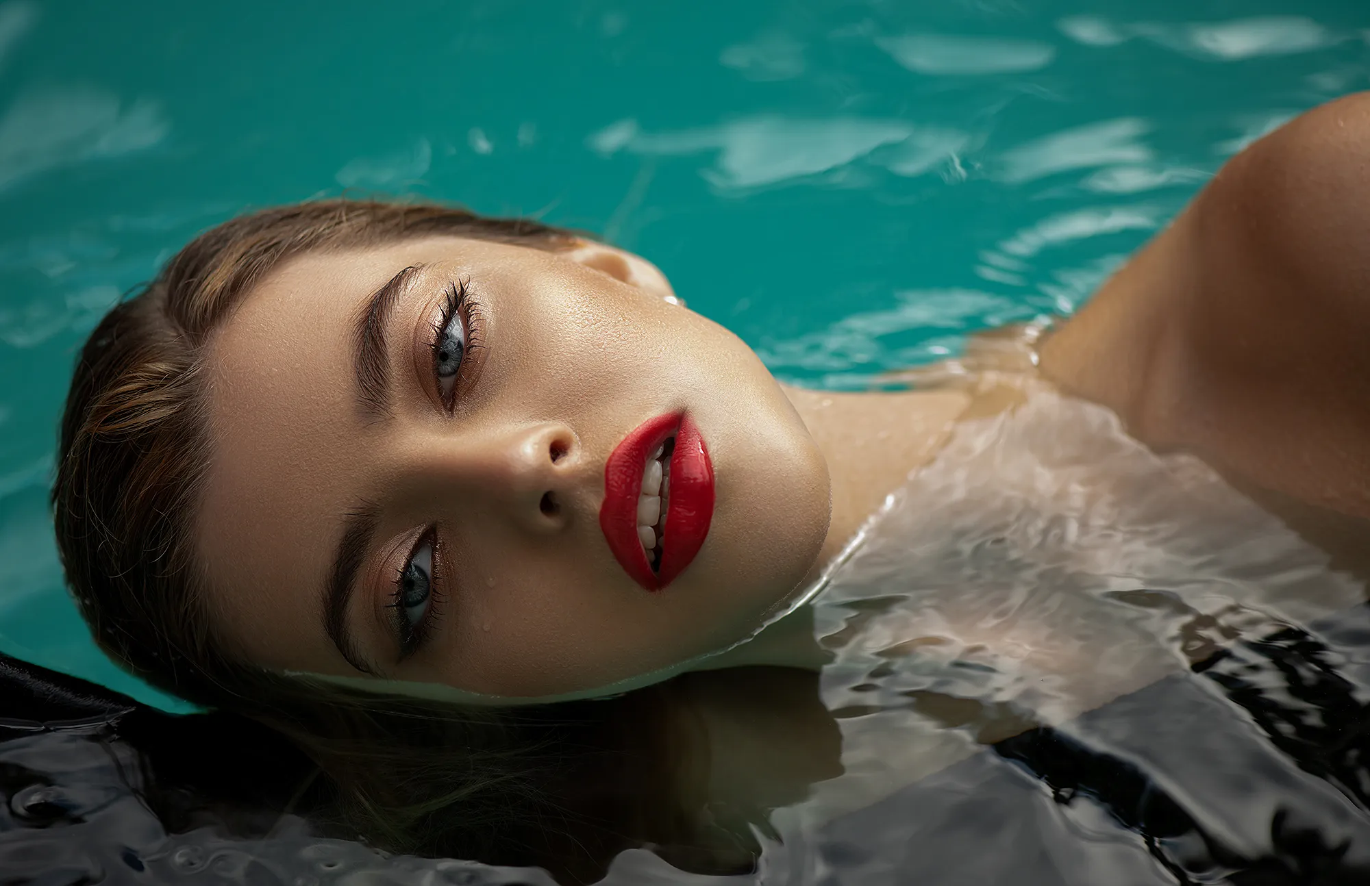 amazon-eyeko-beach-waterproof-mascara