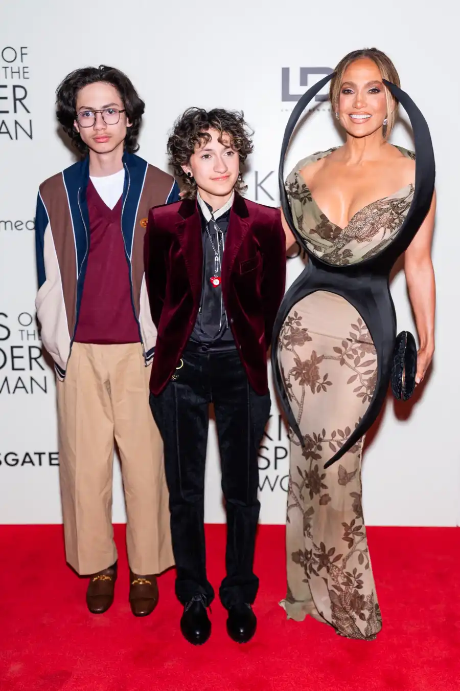 gettyimages-2239665653-max-emme-jennifer-lopez