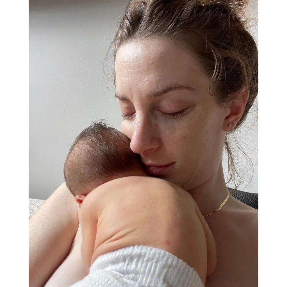 Younger&rsquo;s Molly Bernard and Wife Hannah Lieberman Welcome 1st Baby