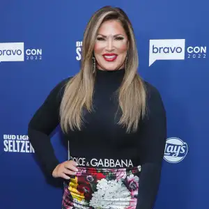 ‘The Real Housewives of Orange County’ Star Emily Simpson Has a Facelift and Shows Off Before-and-After Pictures -343 BravoCon2022, Day 2, New York, USA - 15 Oct 2022
