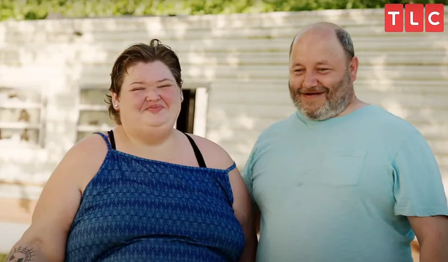 '1000-Lb. Sisters' Star Amy Slaton and Husband Michael Halterman’s Relationship Timeline - 840
