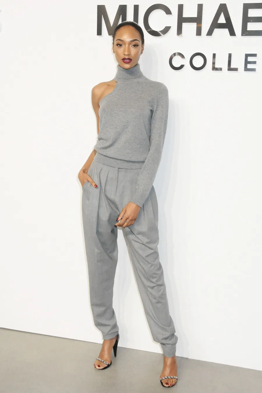 About Last Night: From Blake Lively and Mandy Moore to Selena Gomez and Kim Kardashian, See What the Stars Wore