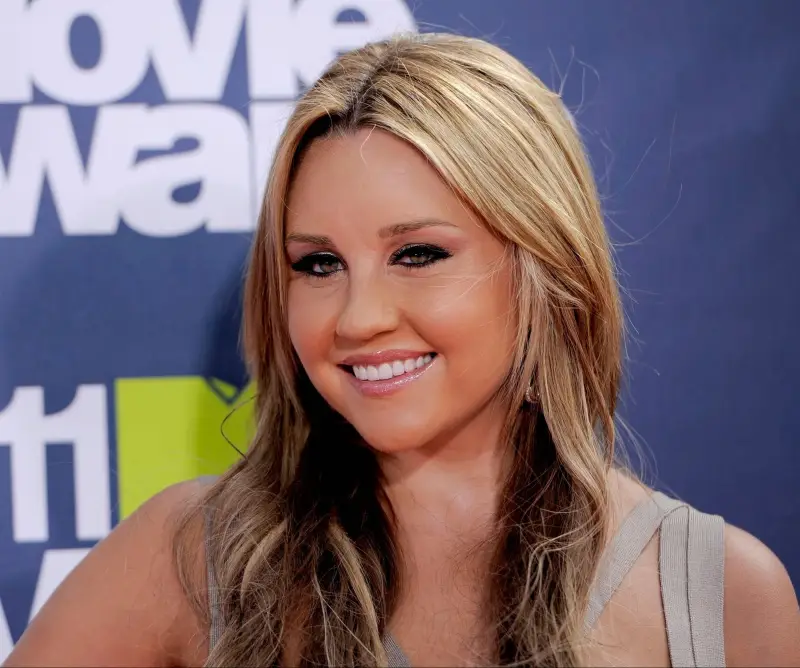 Former Nickelodeon Star Amanda Bynes Dies at TK Age