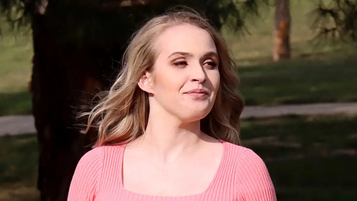 Anna 'Chickedee' Cardwell Shows Hair Loss After Revealing Stage 4 Cancer Diagnosis