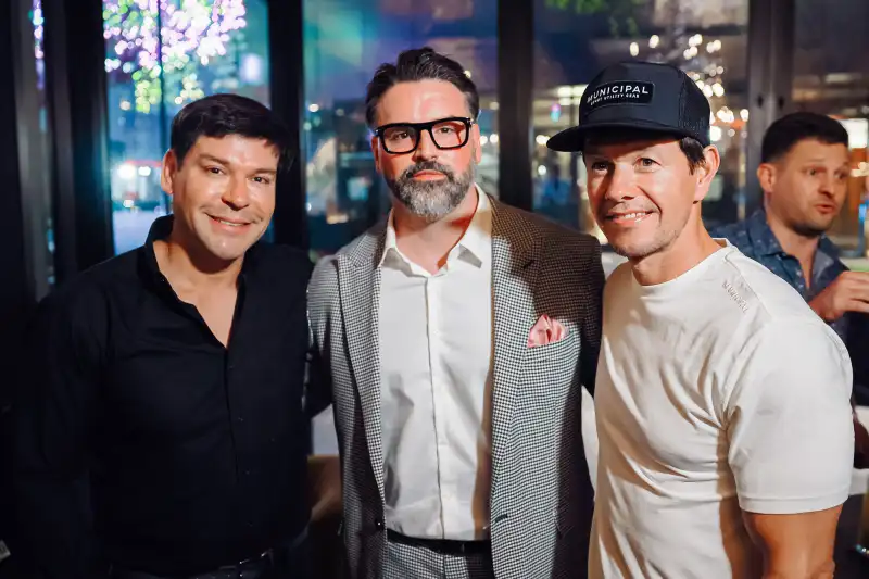 Aron-Marquez,-Ryan-Labbe,-Mark-Wahlberg-(1)[2]