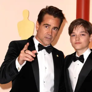 Colin Farrell Makes Rare Appearance With 13-Year-Old Son Henry on Oscars Red Carpet