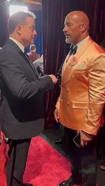 Costars Reunited Through the Years Brendan Fraser and Dwayne Johnson - 837