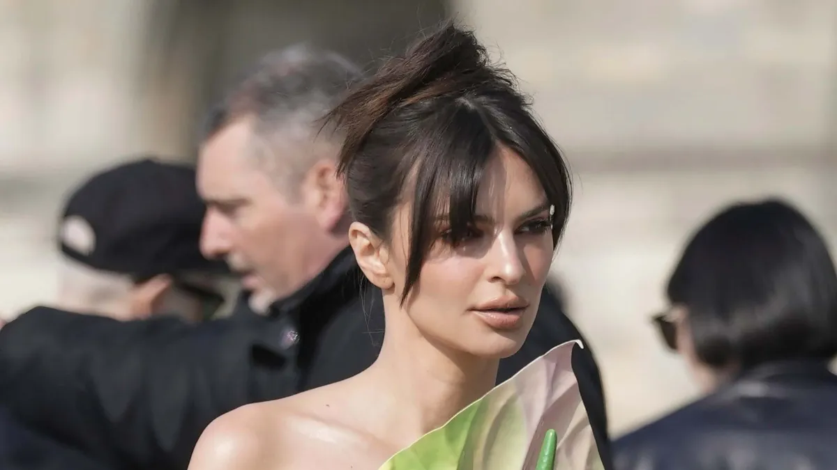 Emrata Wears Leaf Shirt