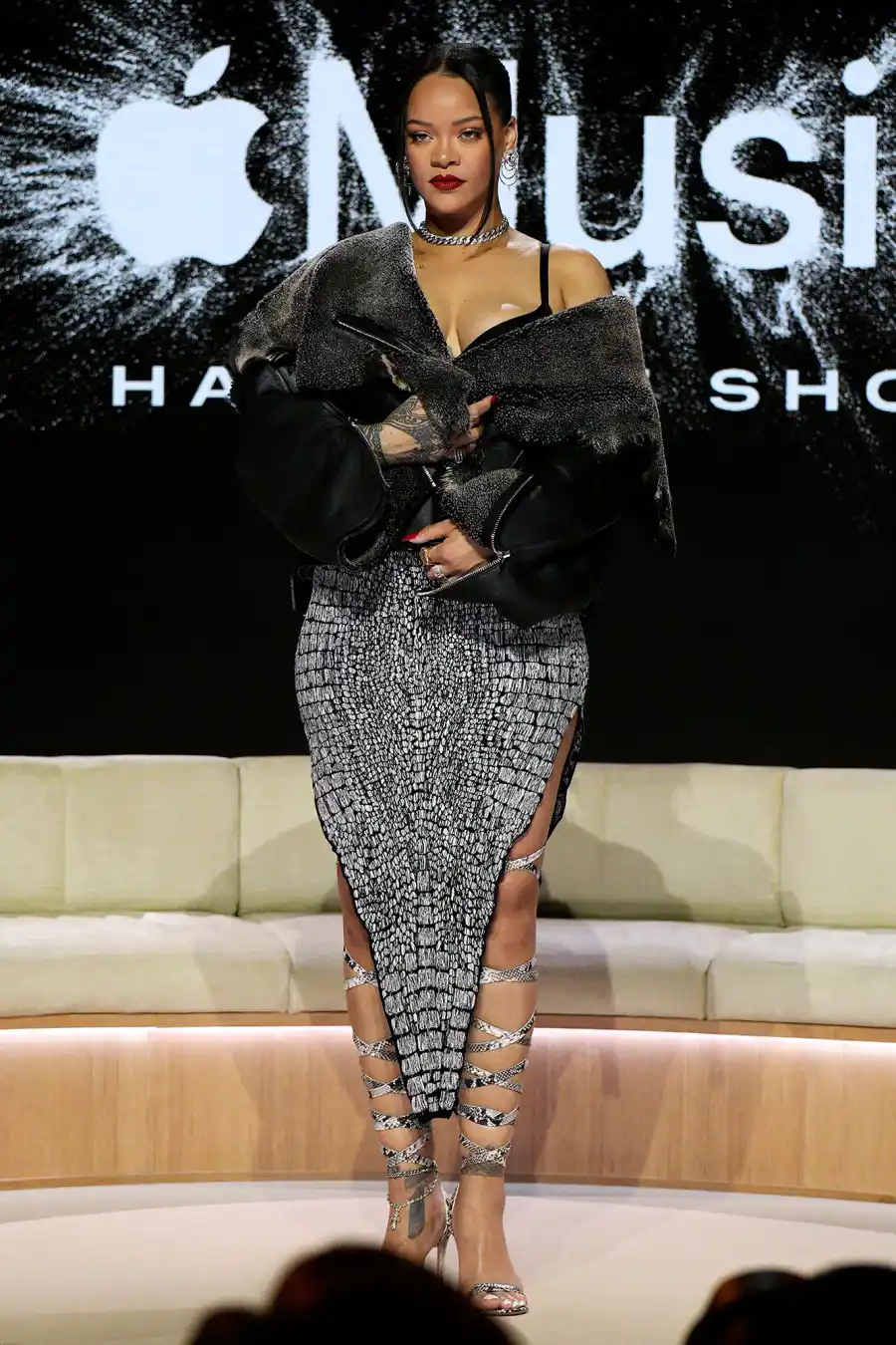 February 2023 B Rihanna Pregnancy Style