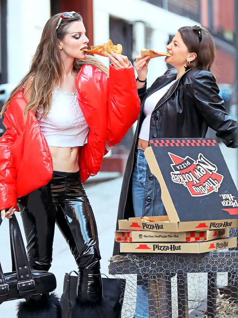Julia Fox They Scarf Down SLices Just Like Us