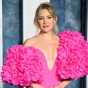 Kate Hudson Corrects Reporter Who Wrongly Said She Has an Oscar 2023