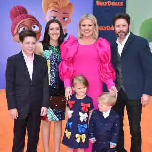 Kelly Clarkson Says Her Kids With Brandon Blackstock Tell Her They’re ‘Really Sad’ About the Divorce