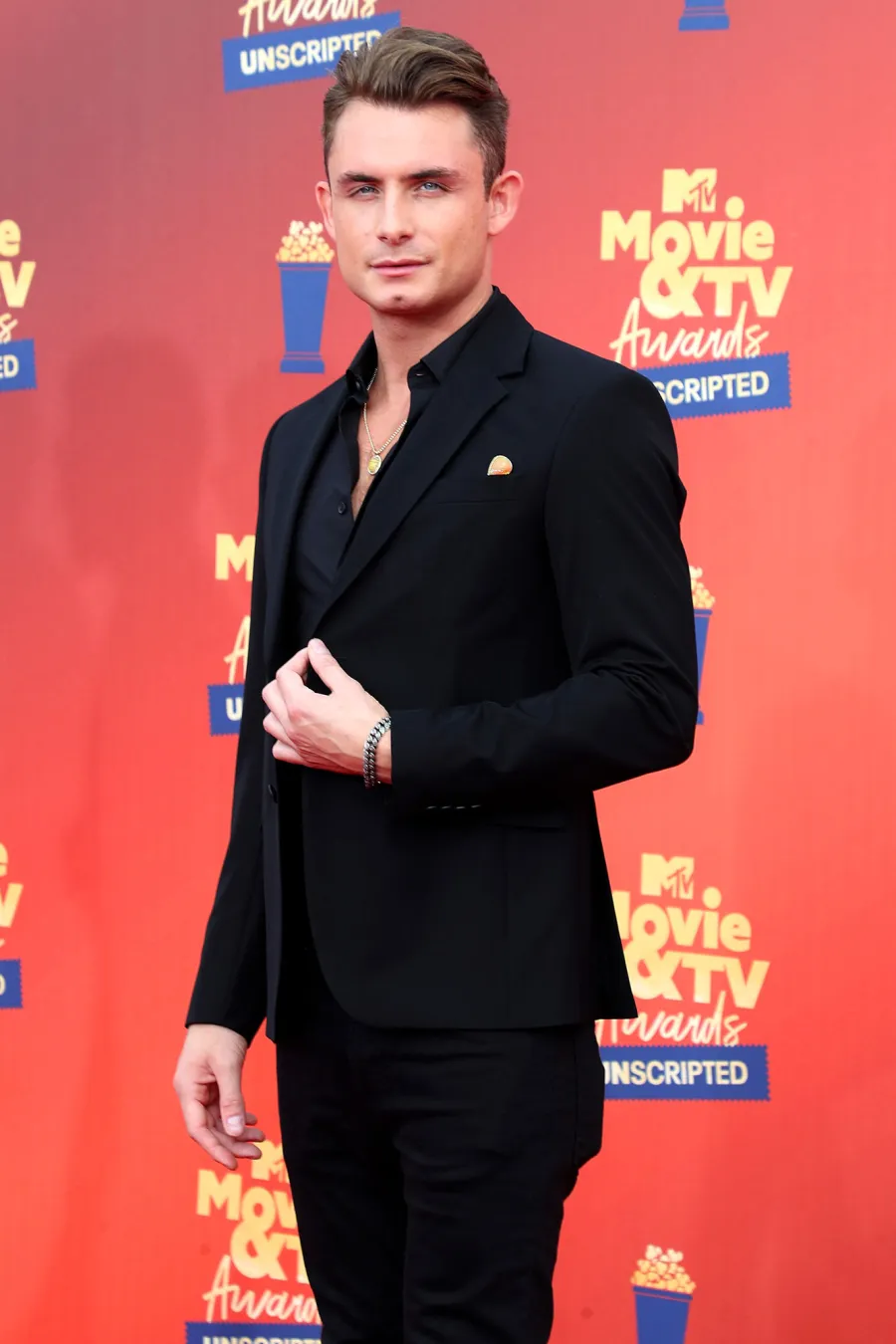 Looking for an Exit James Kennedy