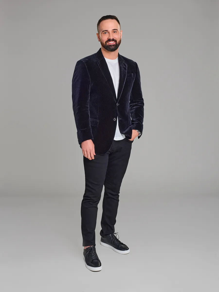 Love Is Blind Season 4 Cast - LIB_S4_GALLERY_Chris_GreySeamless_01380_R4 - 312