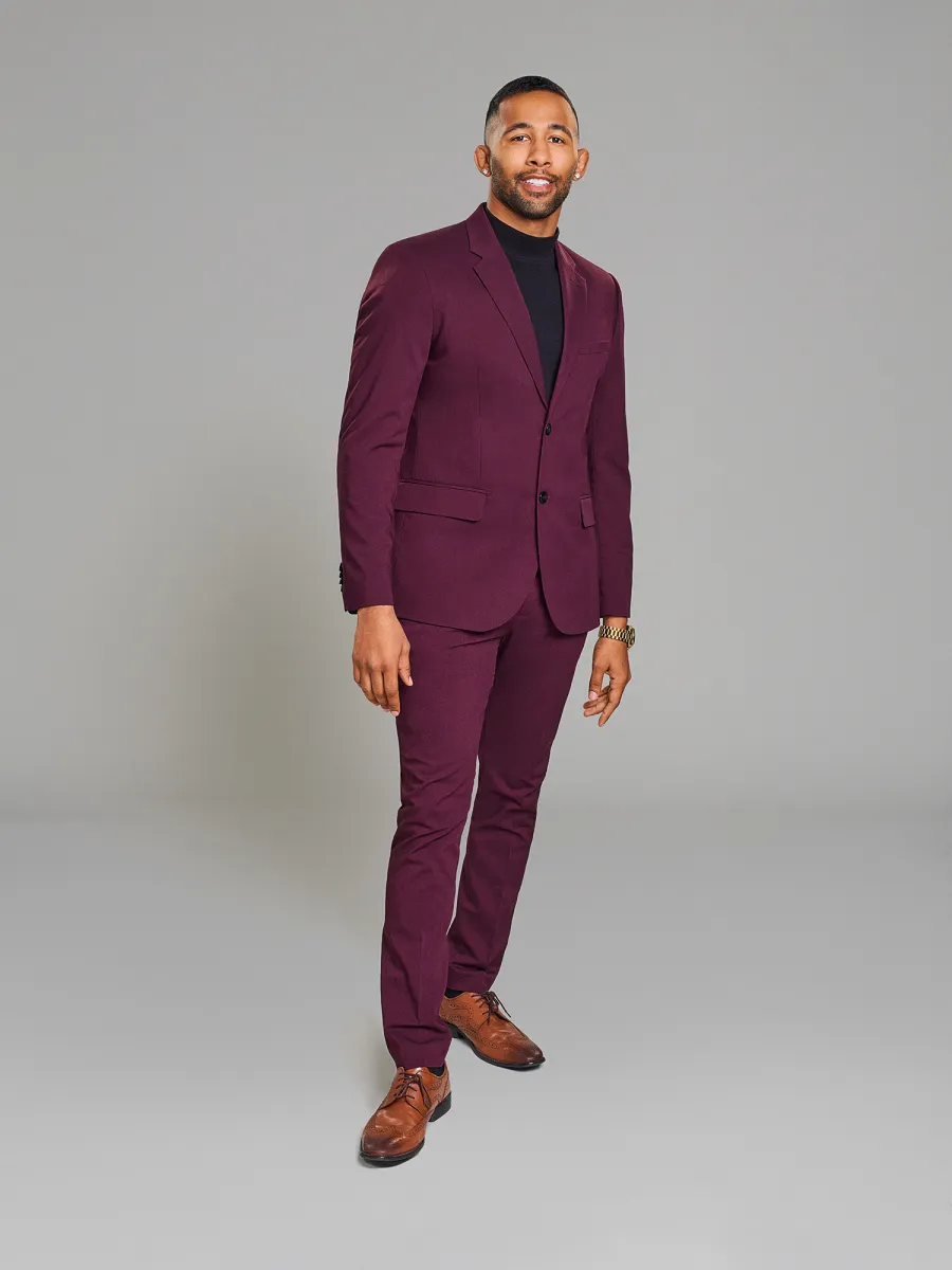 Love Is Blind Season 4 Cast - LIB_S4_GALLERY_JoshD_GreySeamless_02268_R2 - 321