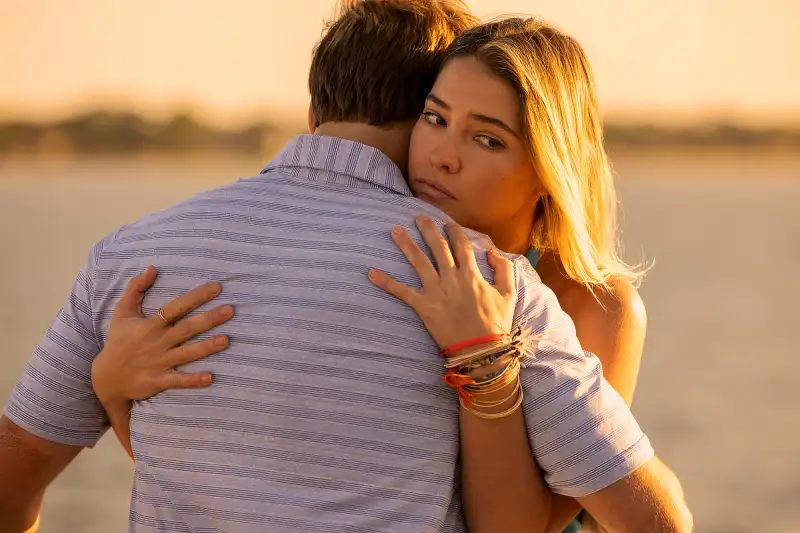 Madelyn Cline and Jackson Guthy's Relationship Timeline - 989