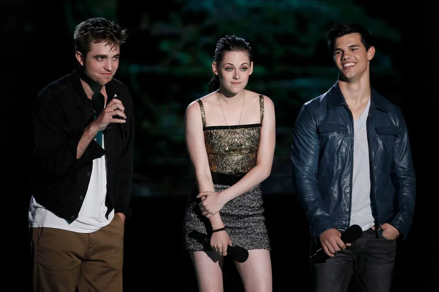 Rob & Kristen’s Undercover PDA