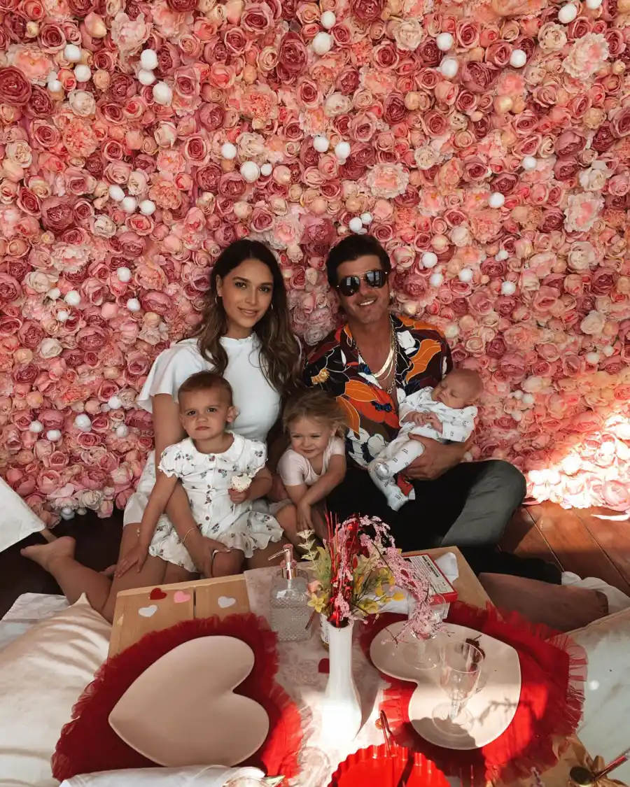 Robin Thicke and April Love Geary: A Timeline of Their Relationship roses