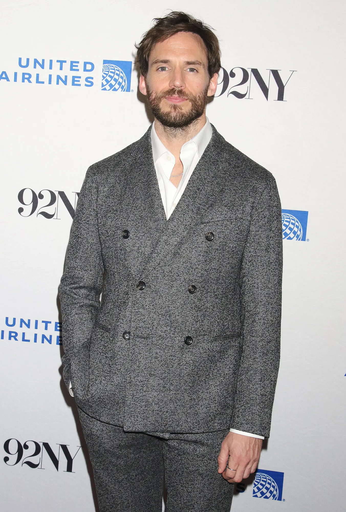 Stars Who Have Tried Online Dating! - 960 Sam Claflin